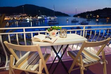 Apartments by the sea Vela Luka, Korčula - 17641