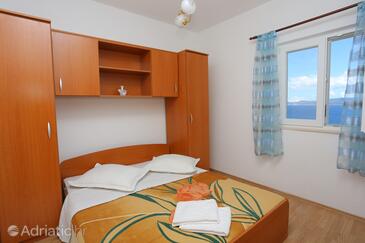 Apartments with parking space Lokva Rogoznica, Omiš - 17645