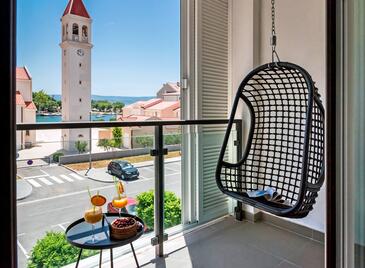 Apartments Omiš, Central Dalmatia