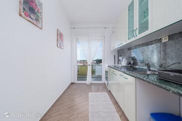 Apartmani s parkingom Rab - 17684