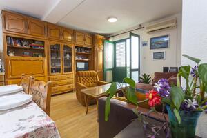 Four-room apartment Gornji Tučepi, Makarska (A-17686-a)