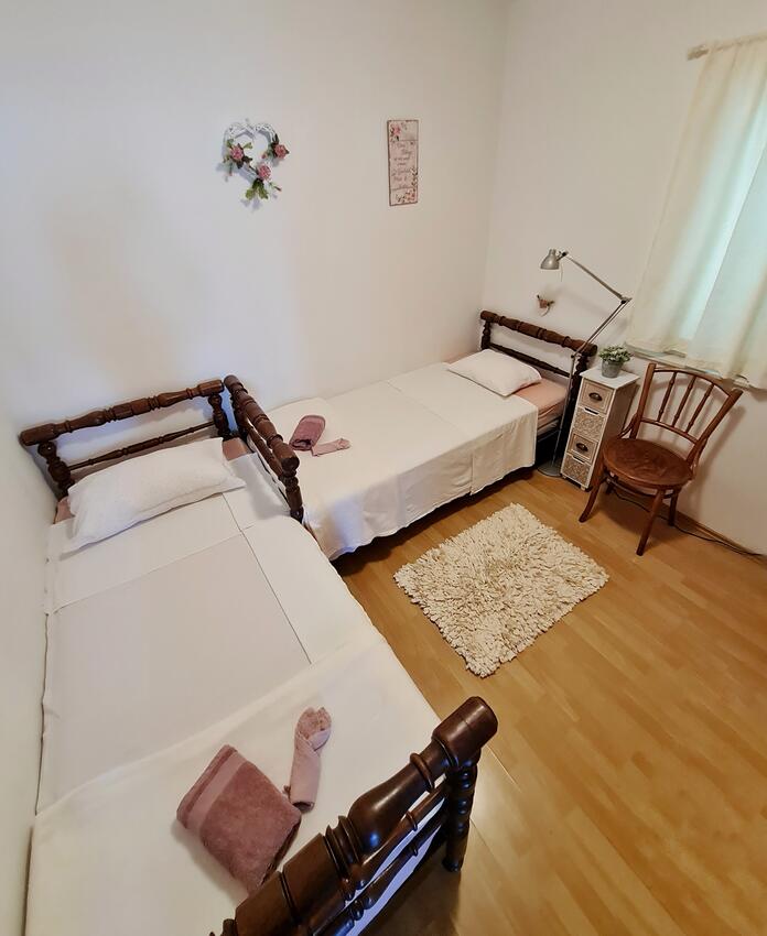 Apartments by the sea Postira, Brač - 17697