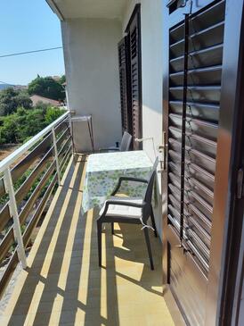 Appartamenti accanto al mare Stretto - Tisno, Morter - Murter - 17716