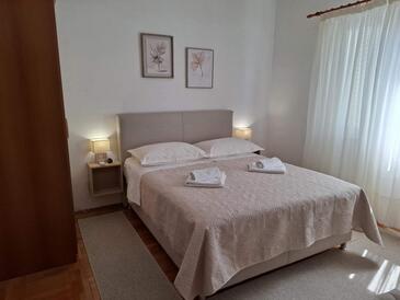 Apartmanok a tenger mellett Tisno, Murter - 17716