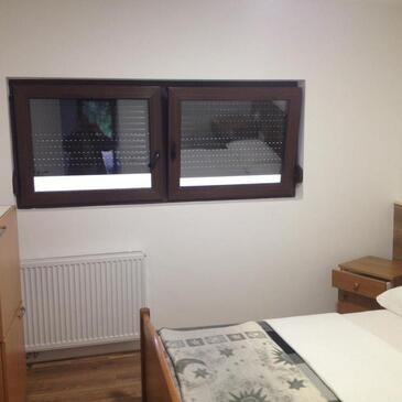 Rooms with balcony Jezerce, Lika and Gorski kotar