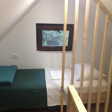 Rooms with balcony Jezerce, Lika and Gorski kotar