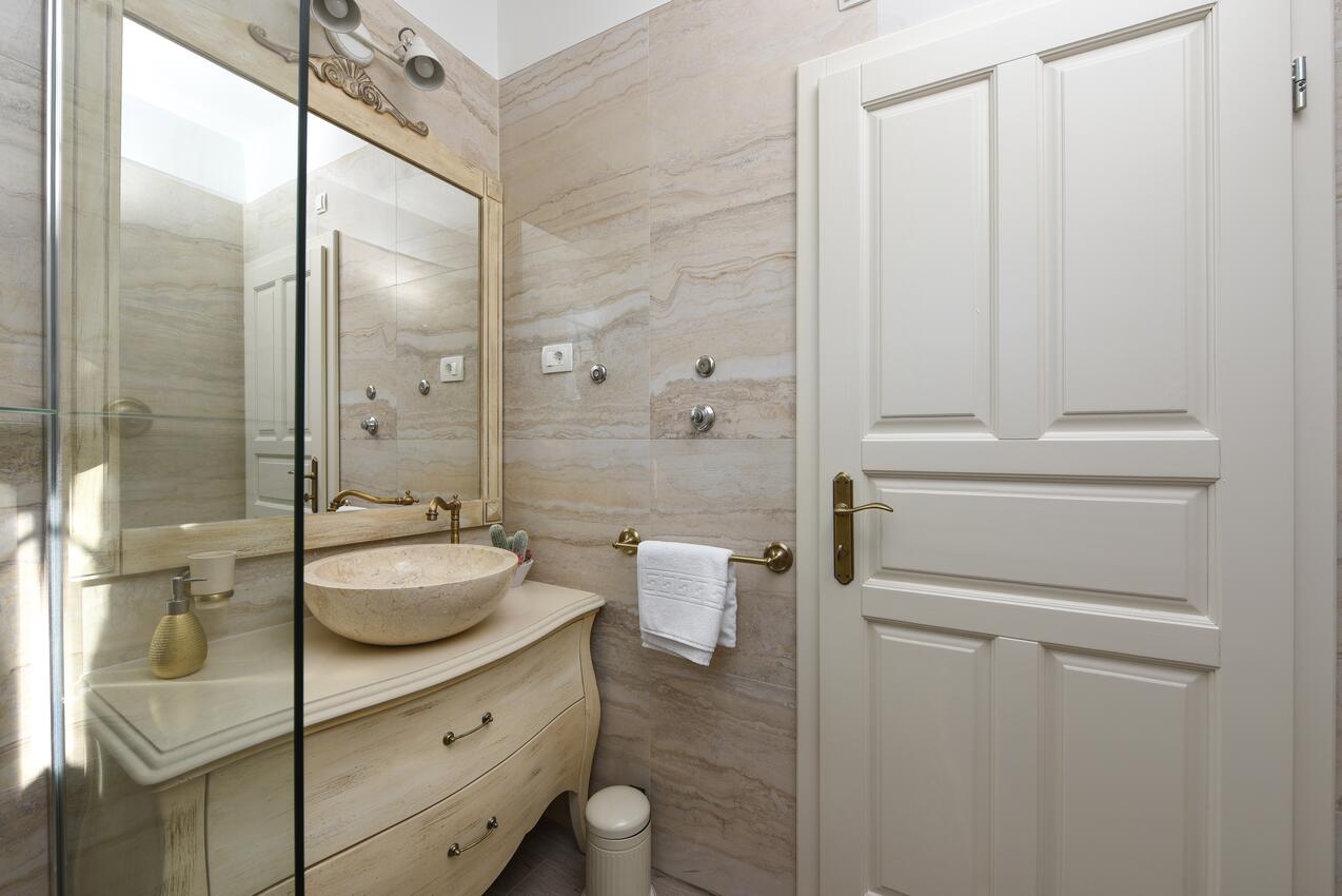 K-17774 - Alloggi privati - Casa con piscina per famiglia Pridraga - Cuskijas, Novigrad