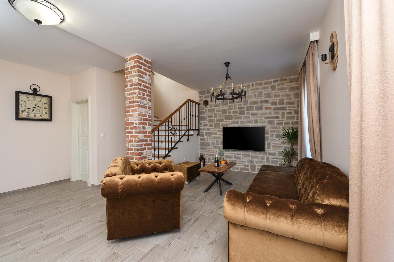K-17774 - Alloggi privati - Casa con piscina per famiglia Pridraga - Cuskijas, Novigrad