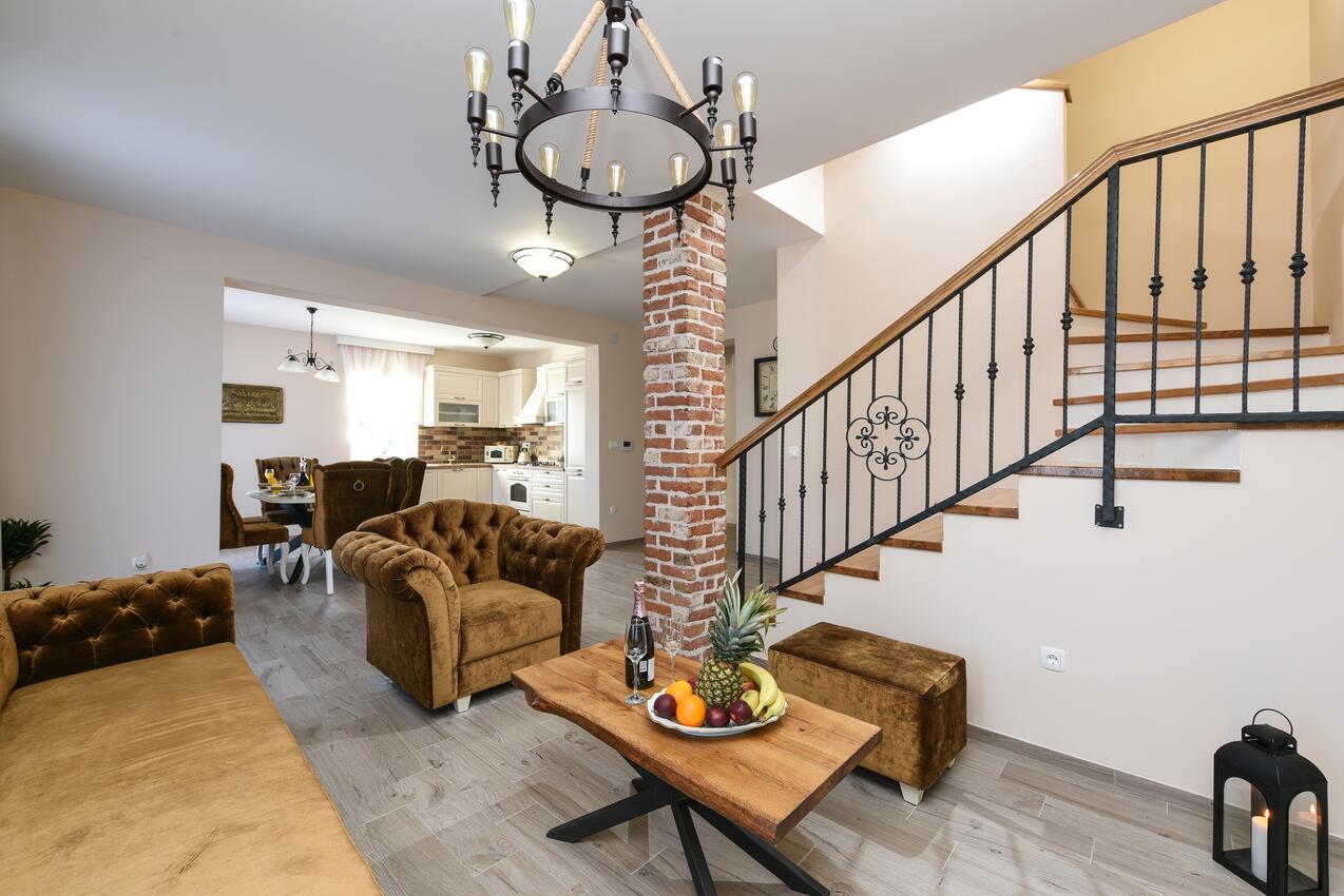 K-17774 - Alloggi privati - Casa con piscina per famiglia Pridraga - Cuskijas, Novigrad