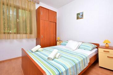 Apartments with parking space Ivan Dolac, Hvar - 17778