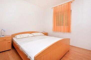 Apartmani s parkingom Ivan Dolac, Hvar - 17778