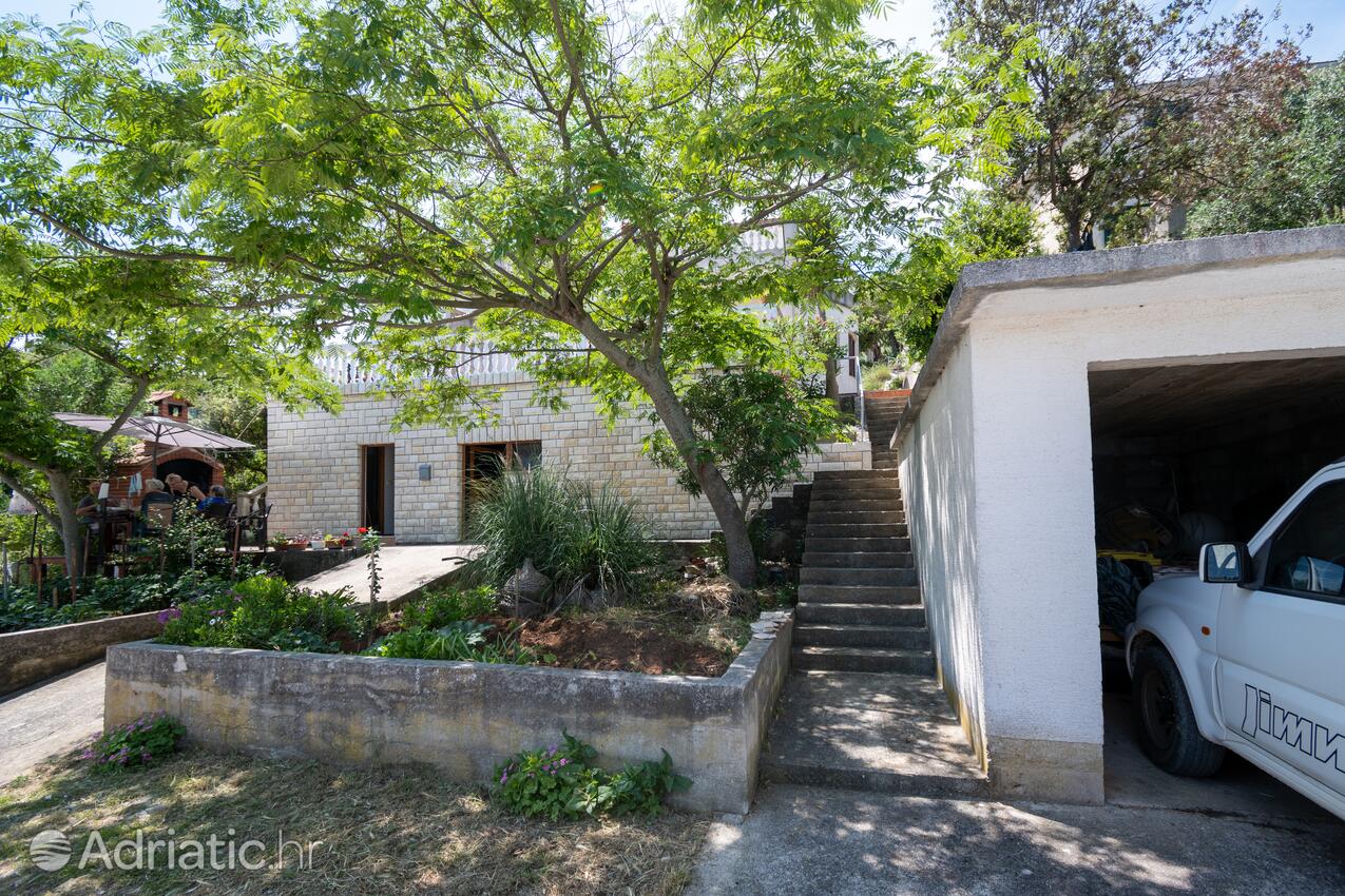 Courtyard - Apartments by the sea Zaglav, Dugi otok