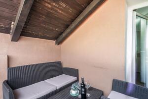 Two bedroom apartment Oštarski Stanovi, Plitvice (A-17806-a)