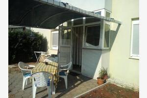 Two bedroom apartment Zadar (A-17813-a)