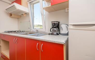 Apartmani s bazenom pogodni za obitelji s djecom Drage, Biograd - 17819