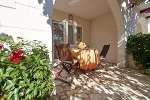 Dvosobni apartma Mavarštica Dvosobni apartma Mavarštica, Čiovo (A-17821-a)