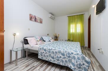 Apartmány a pokoje s parkovištěm Grebaštica, Šibenik - 17831