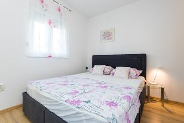 Apartmány a pokoje s parkovištěm Grebaštica, Šibenik - 17831