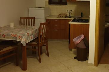 Apartmány pri mori Ugljan - 17848