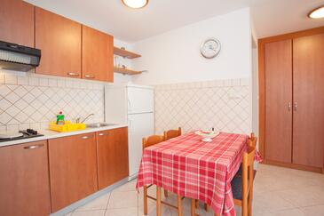 Apartments by the sea Punat, Krk - 17857