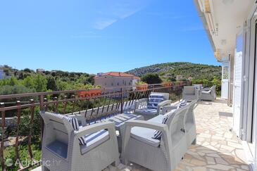 Apartmanok családok részére medencével Razanj, Rogoznica - 17867