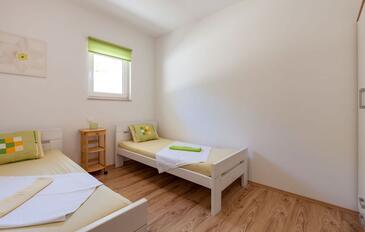 Ferienwohnungen mit Parkplatz Stanici, Omis - 17894