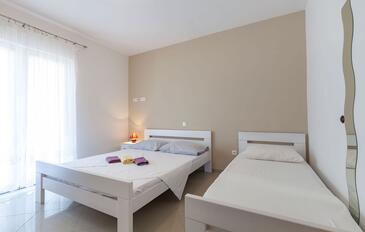 Apartmány s parkovištěm Stanići, Omiš - 17894