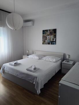 Appartamenti accanto al mare Sumpetar, Almissa - Omiš - 17895