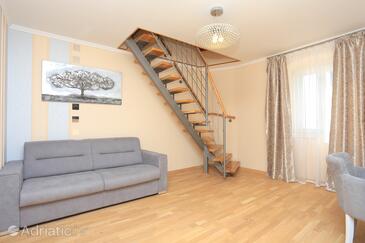 Комнаты у моря Каштел Нови - Kaštel Novi, Каштела - Kaštela - 17909