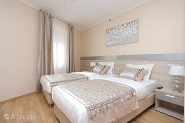 Комнаты у моря Каштел Нови - Kaštel Novi, Каштела - Kaštela - 17909