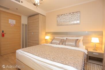 Комнаты у моря Каштел Нови - Kaštel Novi, Каштела - Kaštela - 17909