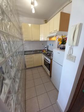 Apartmaji z internetom Pula - 17913