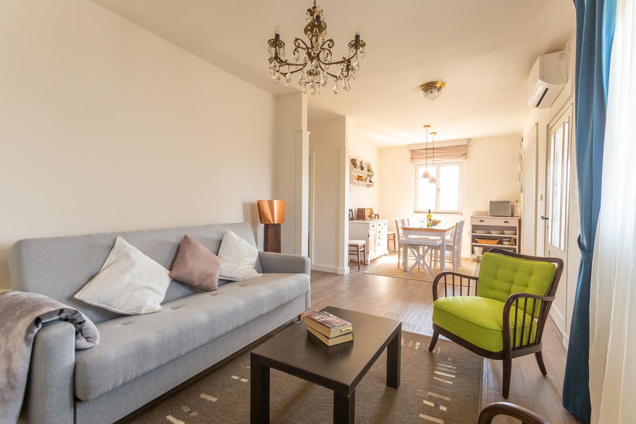 Apartmány s parkovištěm Hum, Vnitrozemí Istrie - Središnja Istra - 17921