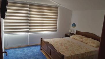 Apartments with parking space Seget Vranjica, Trogir - 17923