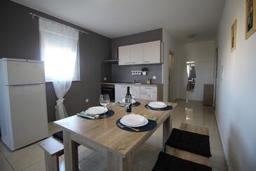 Apartmani s parkingom Novalja, Pag - 17954