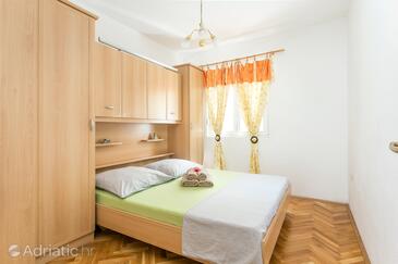 Apartments with parking space Kaštel Stari, Kaštela - 17964