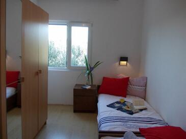 Haus mit Parkplatz für Familien Primosten - 17979