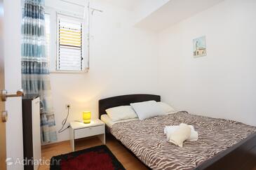 Apartments by the sea Seget Vranjica, Trogir - 17989