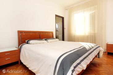 Apartments with parking space Korčula - 180