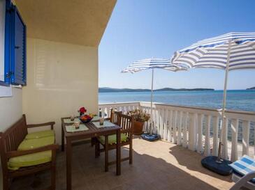 Eenkamerappartement Krapanj, Sibenik (A-18004-a(