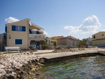 Appartamenti Accanto Al Mare Per Famiglie Krapanj, Sebenico - ŠIbenik - 18004 - Brodarica