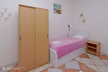 Apartmaji s parkingom Lopar, Rab - 18005