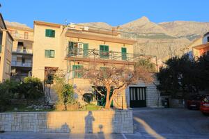 Apartmanok és szobák parkolóhellyel Makarska - 18028