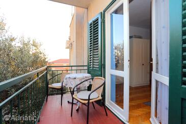 Apartamenty i pokoje z parkingiem Makarska - 18028