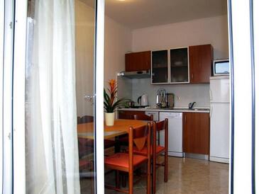 Family-friendly apartments with swimming pool Neviđane, Pašman - 18054