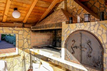 Apartamentos con piscina adecuados para familias con niños Nevidane, Pasman - 18054