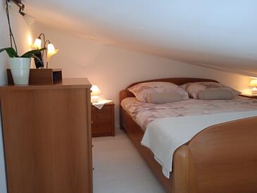 Apartmaji z bazenom za družine z otroci Krasica, Rijeka - 18059