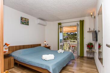 Familienferienwohnungen am Meer Dingac - Borak, Peljesac - 18060