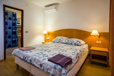 Familienferienwohnungen am Meer Dingac - Borak, Peljesac - 18065