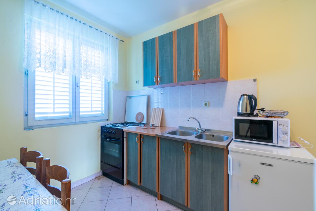 Apartments with parking space Bibinje, Zadar - 18090